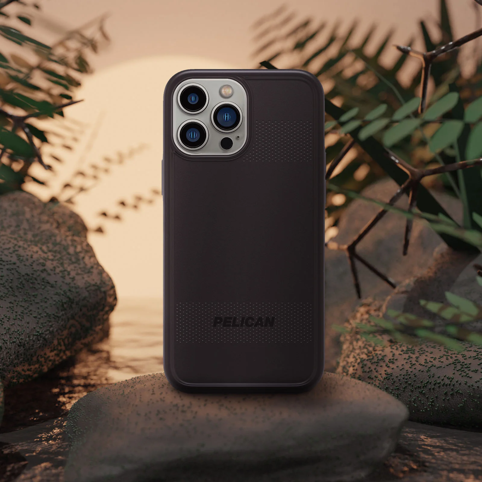 Protector w/ MagSafe® for iPhone 14 Pro - Black - Image 7